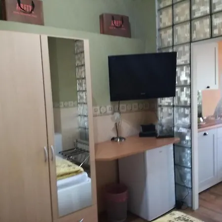 Отель Carmen Бад-Хённинген